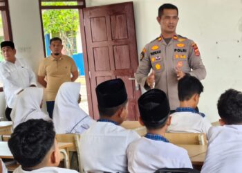 Ⓒ Hak cipta foto di atas dikembalikan sesungguhnya kepada pemilik foto