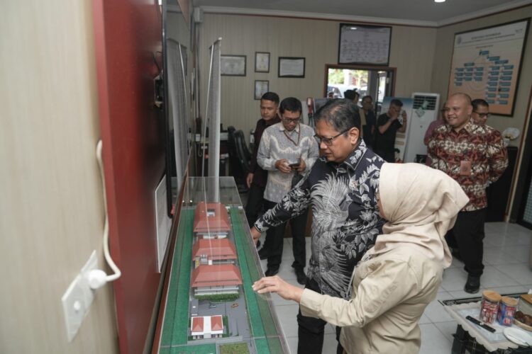 Ⓒ Hak cipta foto di atas dikembalikan sesungguhnya kepada pemilik foto Ⓒ Hak cipta foto di atas dikembalikan sesungguhnya kepada pemilik foto