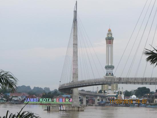Ⓒ Hak cipta foto di atas dikembalikan sesungguhnya kepada pemilik foto Ⓒ Hak cipta foto di atas dikembalikan sesungguhnya kepada pemilik foto
