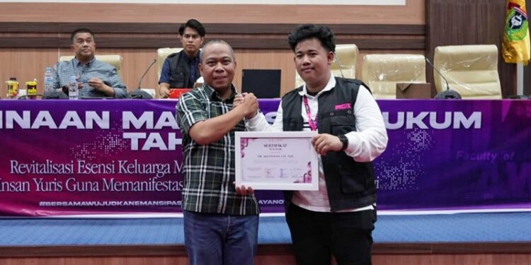 Ⓒ Hak cipta foto di atas dikembalikan sesungguhnya kepada pemilik foto