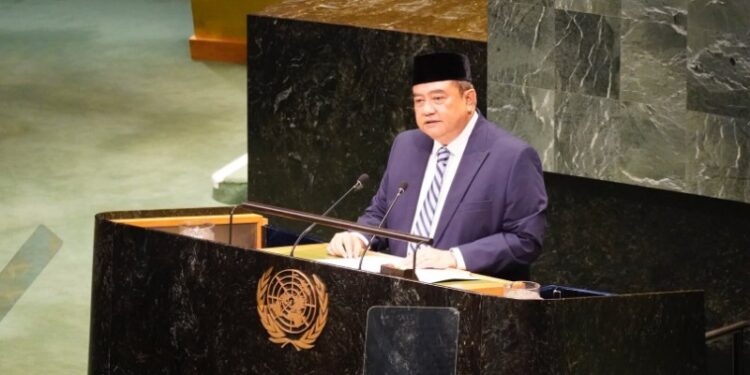 Ⓒ Hak cipta foto di atas dikembalikan sesungguhnya kepada pemilik foto Ⓒ Hak cipta foto di atas dikembalikan sesungguhnya kepada pemilik foto