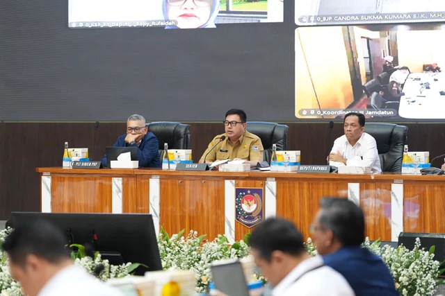 Ⓒ Hak cipta foto di atas dikembalikan sesungguhnya kepada pemilik foto Ⓒ Hak cipta foto di atas dikembalikan sesungguhnya kepada pemilik foto