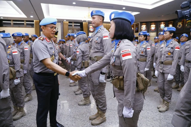 Ⓒ Hak cipta foto di atas dikembalikan sesungguhnya kepada pemilik foto Ⓒ Hak cipta foto di atas dikembalikan sesungguhnya kepada pemilik foto