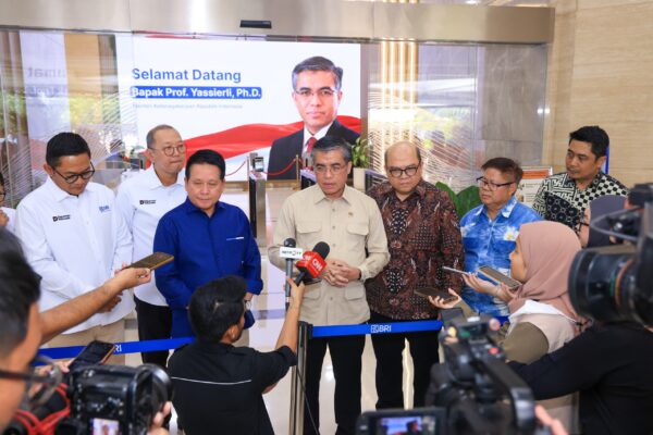 Ⓒ Hak cipta foto di atas dikembalikan sesungguhnya kepada pemilik foto Ⓒ Hak cipta foto di atas dikembalikan sesungguhnya kepada pemilik foto