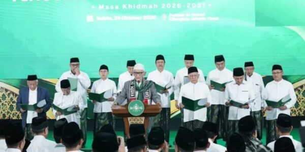 Ⓒ Hak cipta foto di atas dikembalikan sesungguhnya kepada pemilik foto Ⓒ Hak cipta foto di atas dikembalikan sesungguhnya kepada pemilik foto