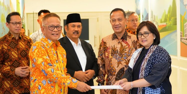 Ⓒ Hak cipta foto di atas dikembalikan sesungguhnya kepada pemilik foto Ⓒ Hak cipta foto di atas dikembalikan sesungguhnya kepada pemilik foto