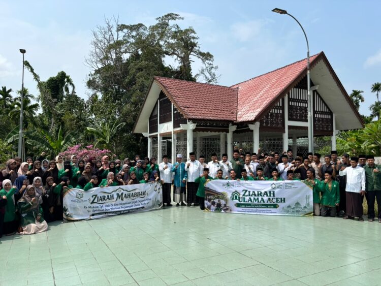 Ⓒ Hak cipta foto di atas dikembalikan sesungguhnya kepada pemilik foto Ⓒ Hak cipta foto di atas dikembalikan sesungguhnya kepada pemilik foto