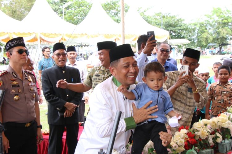 Ⓒ Hak cipta foto di atas dikembalikan sesungguhnya kepada pemilik foto Ⓒ Hak cipta foto di atas dikembalikan sesungguhnya kepada pemilik foto