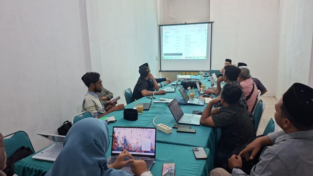 Ⓒ Hak cipta foto di atas dikembalikan sesungguhnya kepada pemilik foto Ⓒ Hak cipta foto di atas dikembalikan sesungguhnya kepada pemilik foto