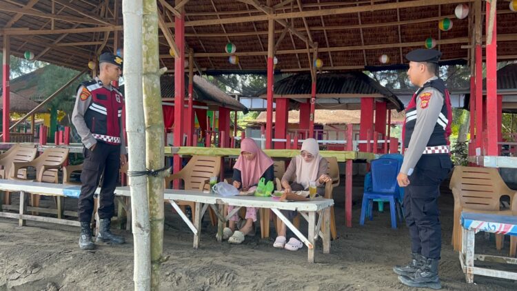 Ⓒ Hak cipta foto di atas dikembalikan sesungguhnya kepada pemilik foto Ⓒ Hak cipta foto di atas dikembalikan sesungguhnya kepada pemilik foto
